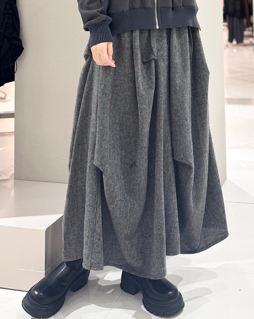 ツイード変形スカート