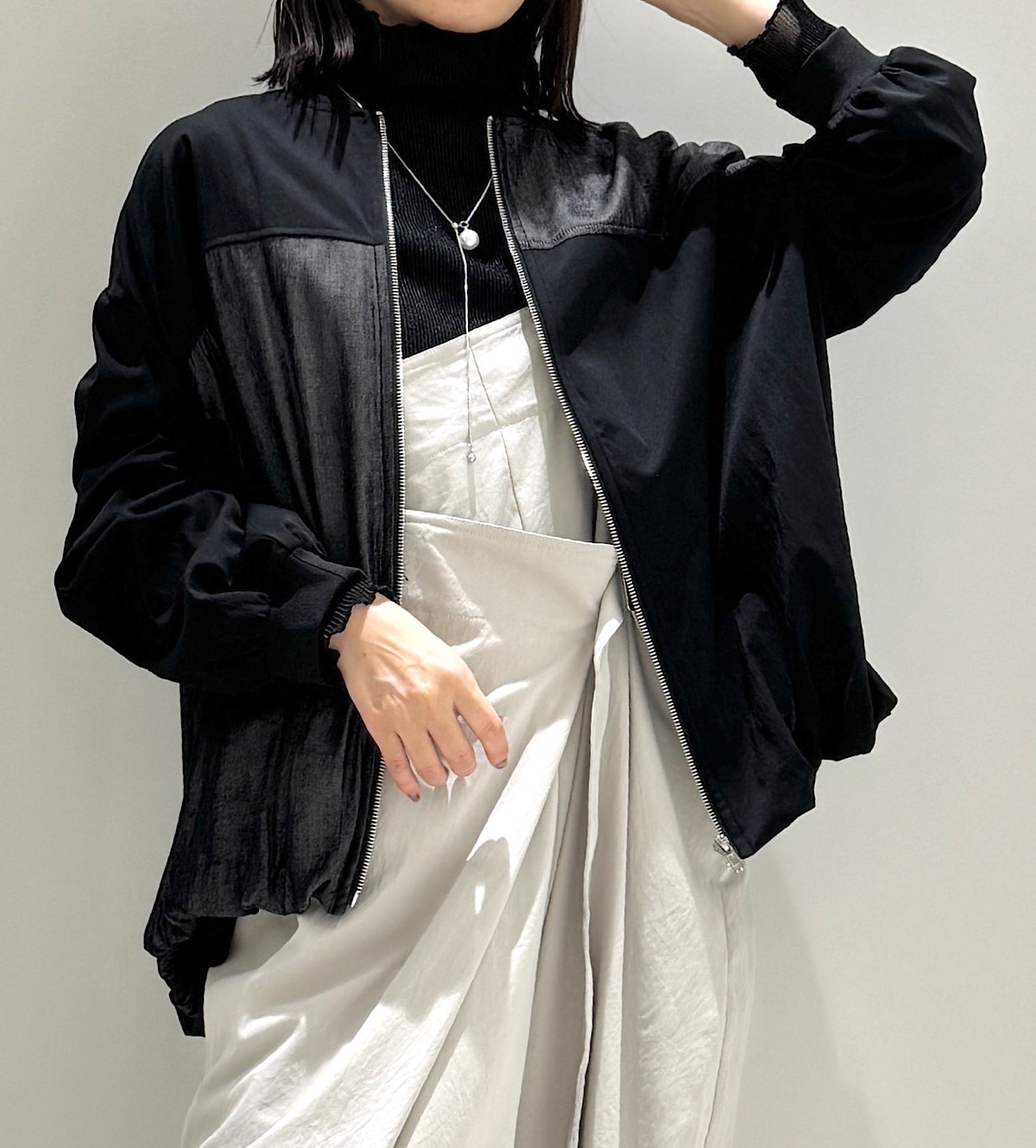 前後異素材切り替えブルゾン