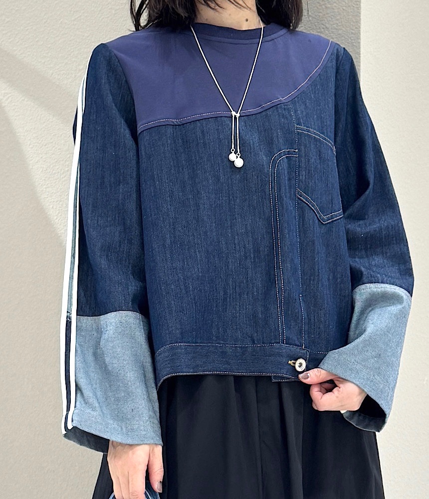 デニムドッキングデザイントップス