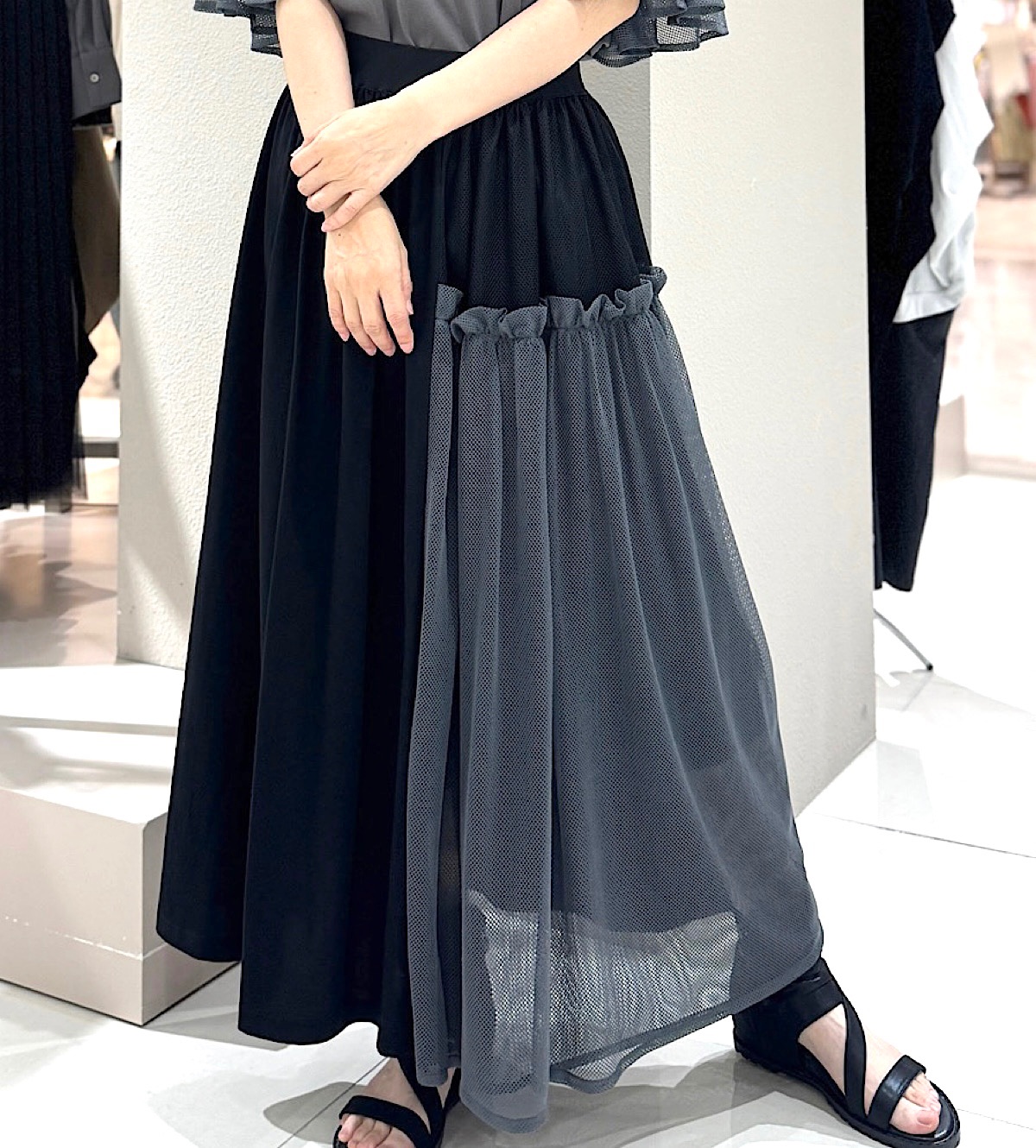 配色＆メッシュデザインスカート