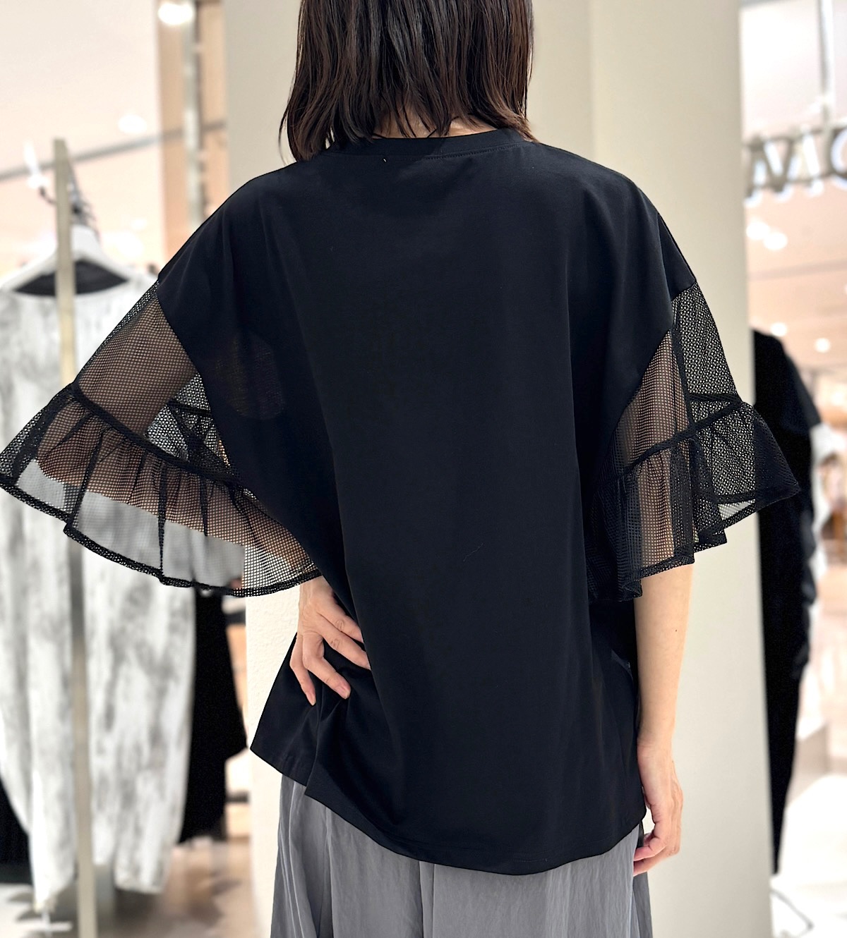 袖メッシュフリルカットソー