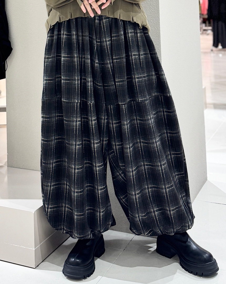 チェック柄バルーンパンツ