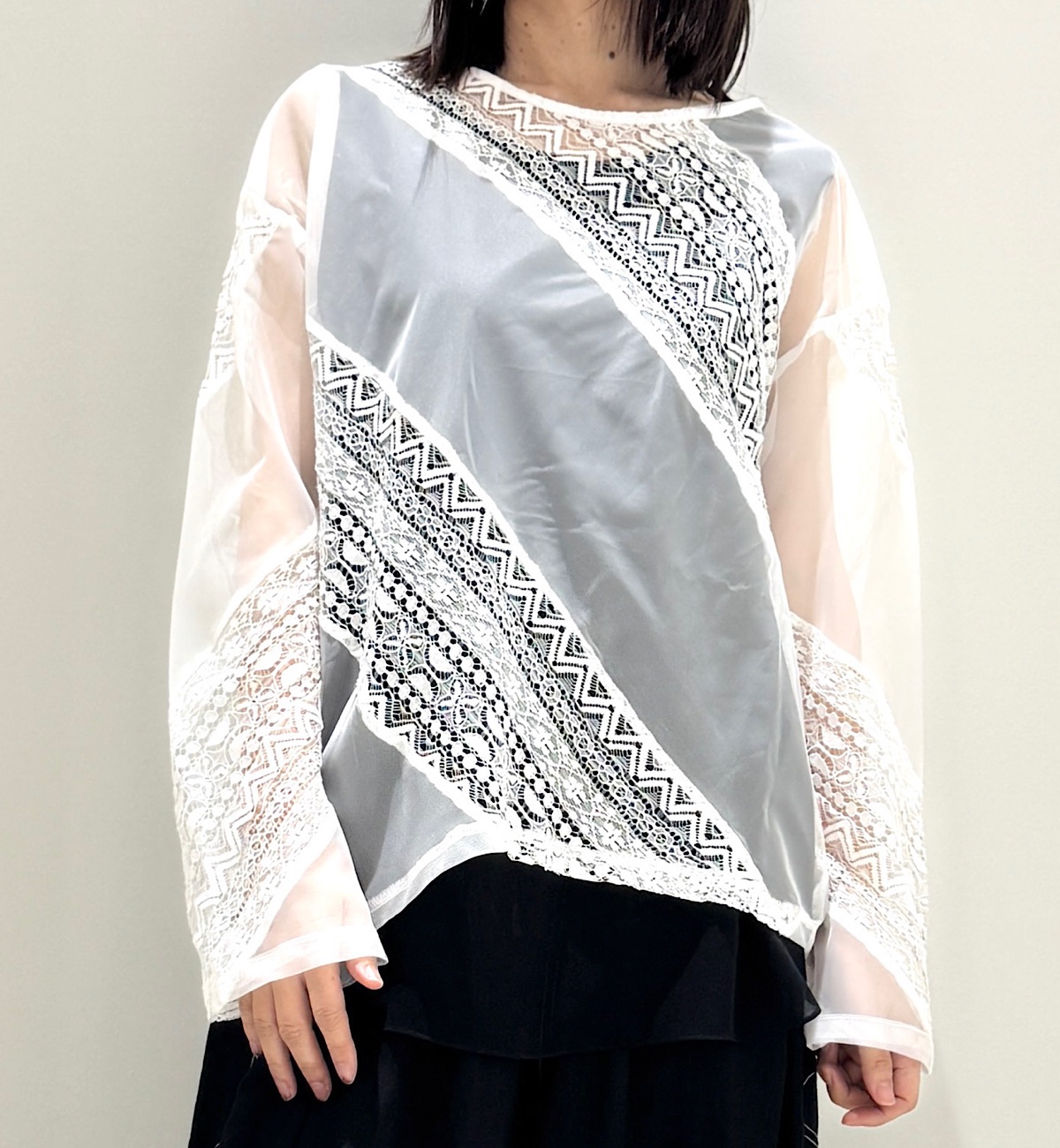 【予約商品】シアーレースブラウス