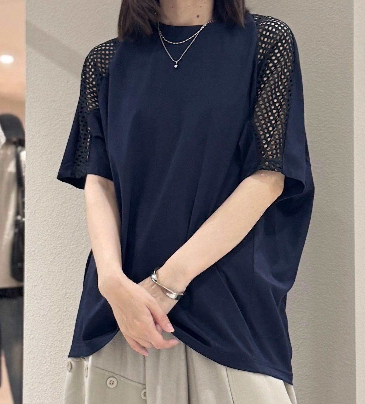 肩メッシュカットソー